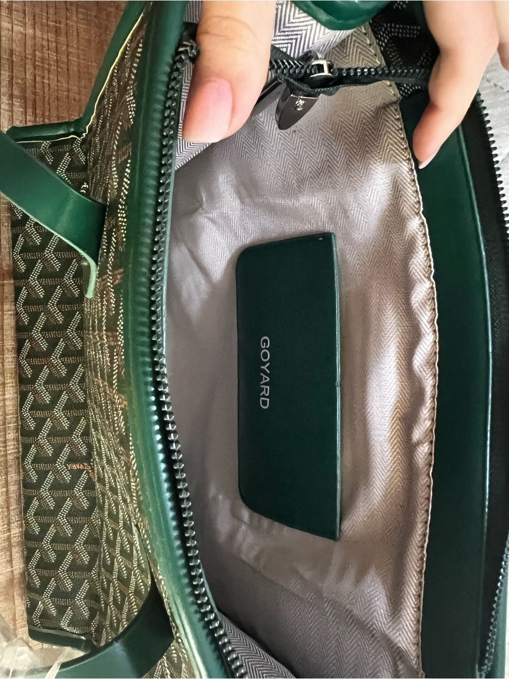 Forest Green Chevron Tote with Dark Green Trim Set - Picture 3 of 9